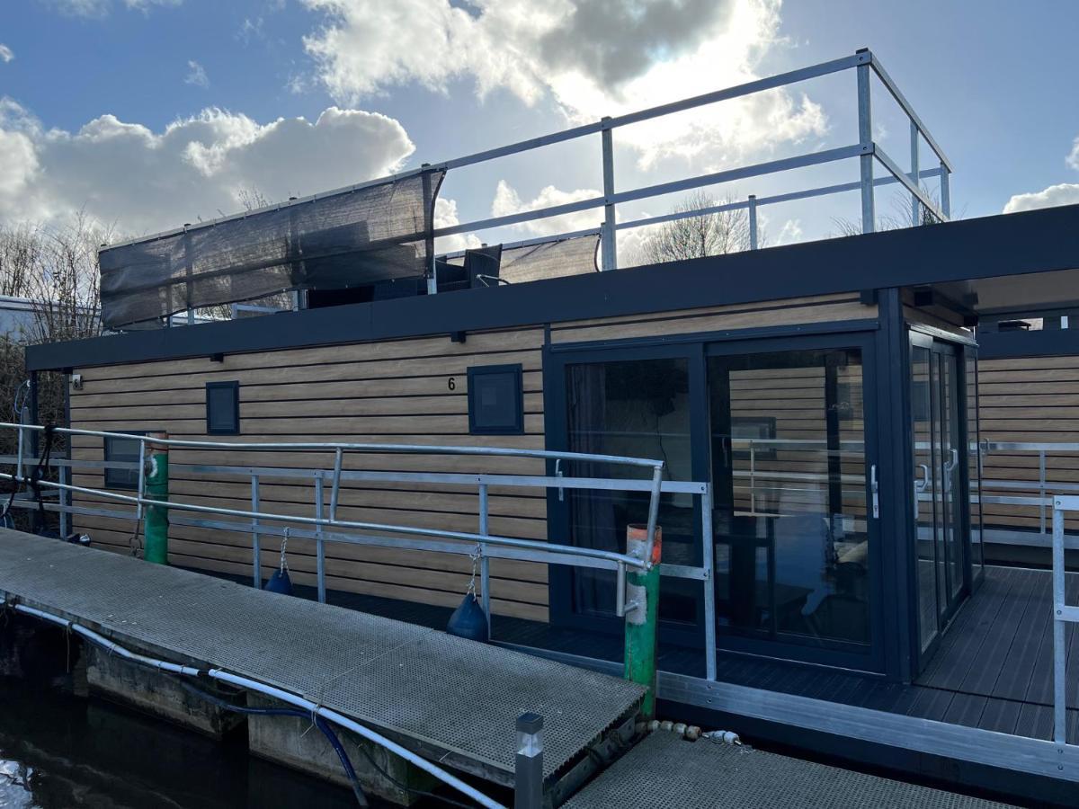 Hausboot Nordseekueste * Wilhelmshaven